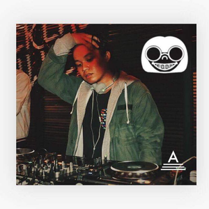 kawaiisenpaiwhut avatar