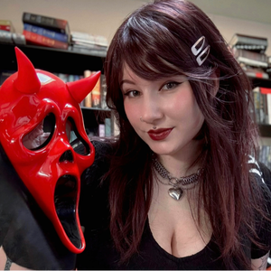 mortuarydarling avatar