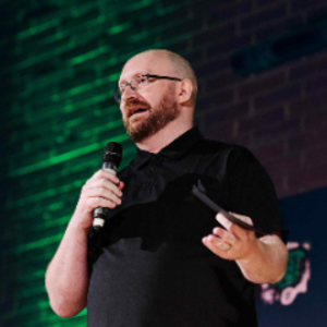 akblackandred avatar