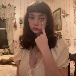 porcelainmilkbottle avatar