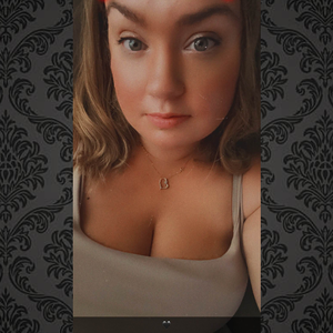 shroudedinpink avatar